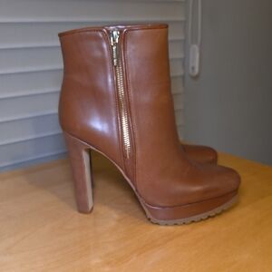 Gianni Bini Tan Leather Heeled Boots